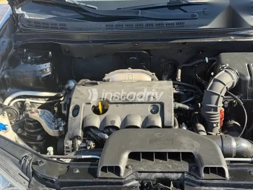 هيونداي إلنترا 2021 أسود مستعملة للبيع - 4