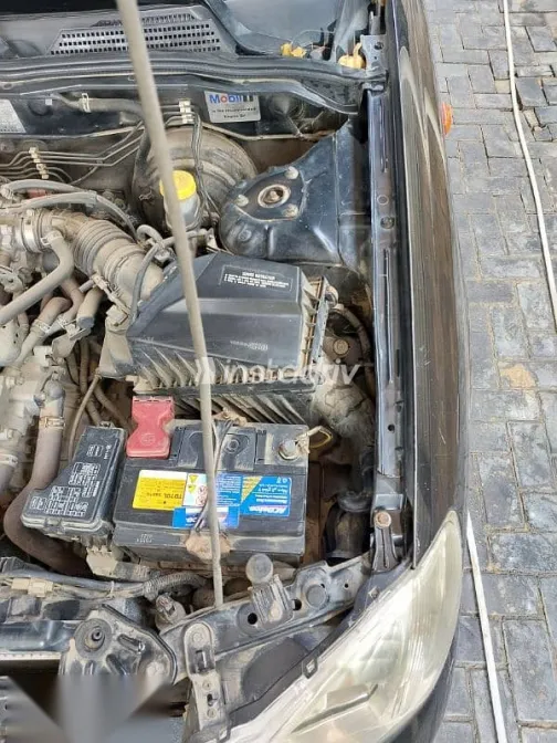 نيسان صنى 2012 أسود مستعملة للبيع - 5