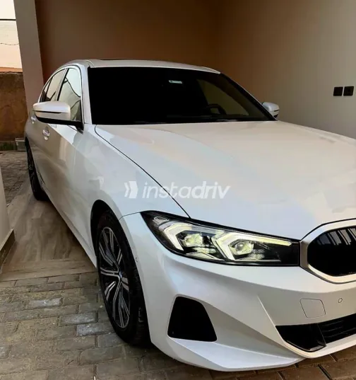 بي ام دبليو 320 2026 أبيض مستعملة للبيع - 2