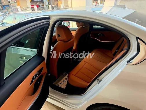 بي ام دبليو 320 2026 أبيض مستعملة للبيع - 8