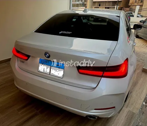 بي ام دبليو 320 2026 أبيض مستعملة للبيع - 9