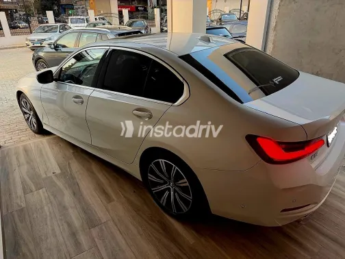 بي ام دبليو 320 2026 أبيض مستعملة للبيع - 10