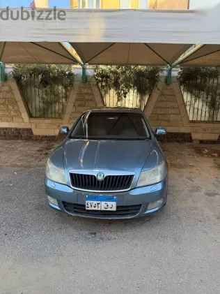 سكودا اوكتافيا 2011 أزرق غامق مستعملة للبيع