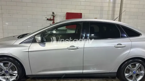 Ford Focus 2017 White Used for Sale - 2