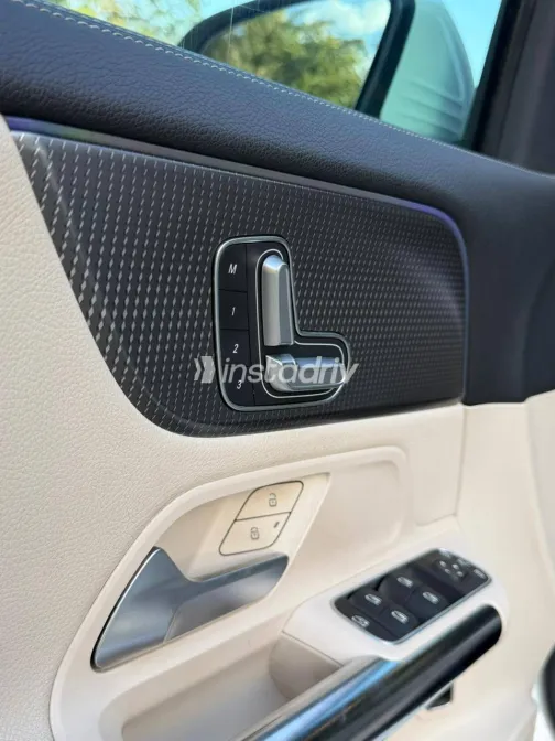 مرسيدس GLA 200 2022 أبيض مستعملة للبيع - 2