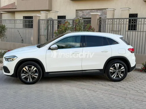 مرسيدس GLA 200 2022 أبيض مستعملة للبيع - 7
