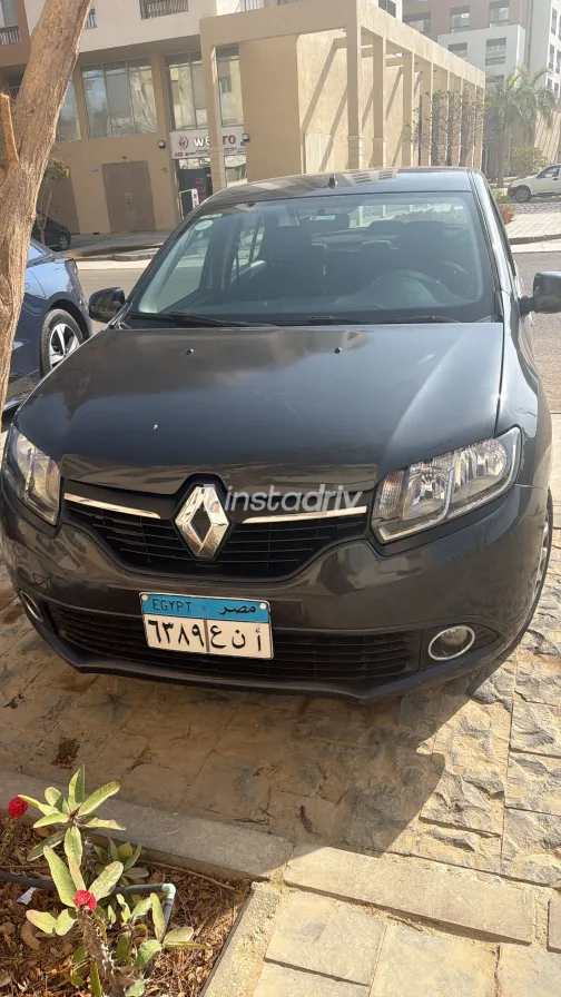 Renault Logan 2017 White Used for Sale - 3