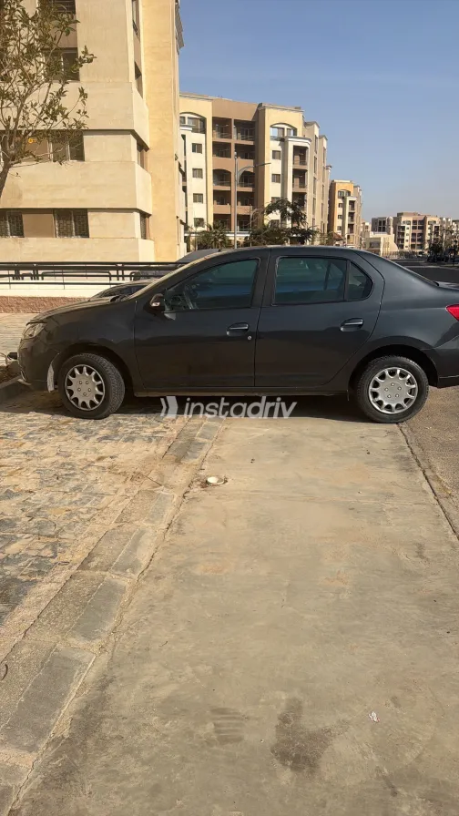 Renault Logan 2017 White Used for Sale - 4