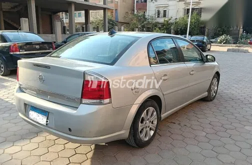 Opel Vectra 2008 Gold Used for Sale - 2