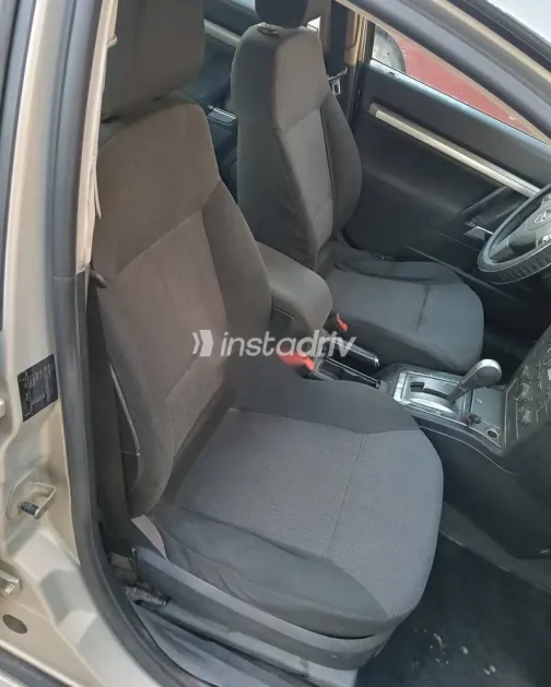 Opel Vectra 2008 Gold Used for Sale - 9