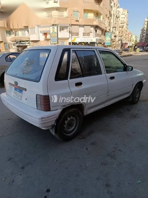 كيا برايد 1996 أبيض مستعملة للبيع - 2