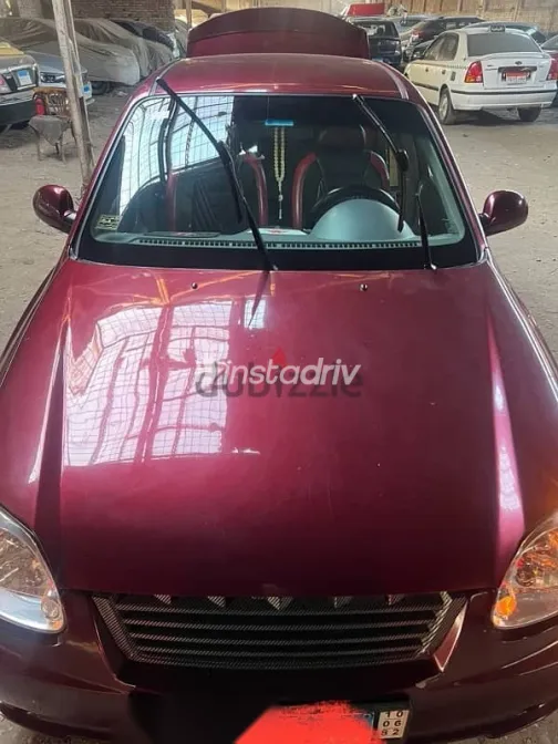Hyundai Verna 2004 Burgundy Used for Sale - 7