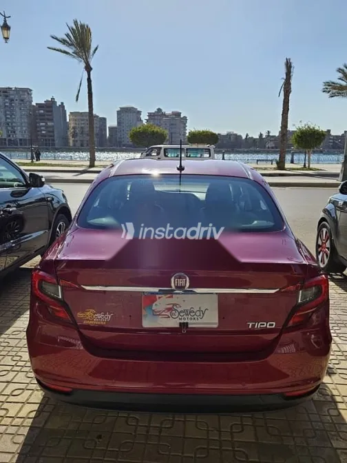 فيات تيبو 2018 أحمر مستعملة للبيع - 2