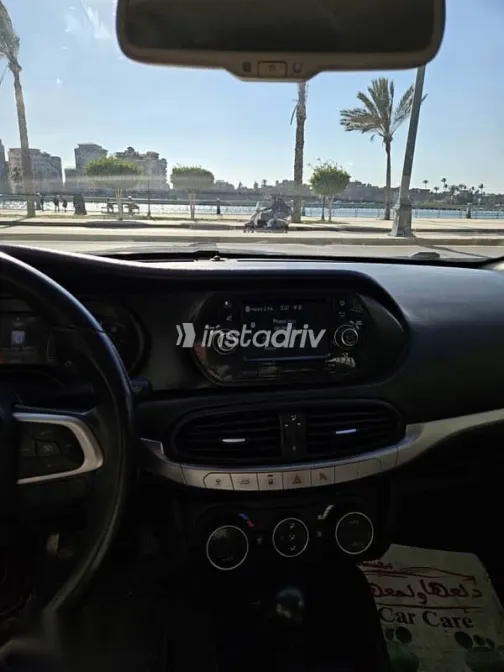 فيات تيبو 2018 أحمر مستعملة للبيع - 6