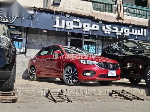 فيات تيبو 2018 أحمر مستعملة للبيع - 9