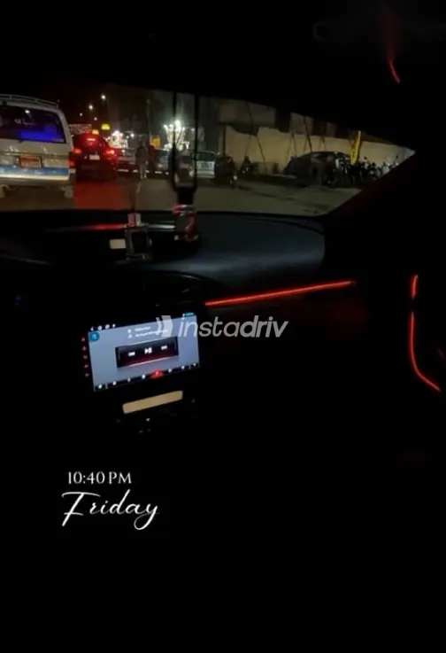 Renault Laguna 2004 Red Used for Sale - 1