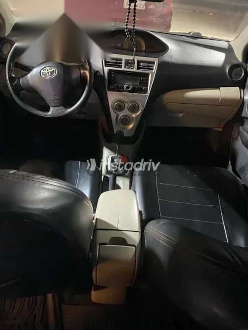 تويوتا ياريس 2008 أسود مستعملة للبيع - 5