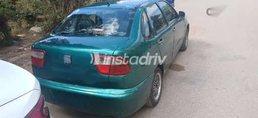 سيات كوردوبا 2001 أخضر مستعملة للبيع - 2