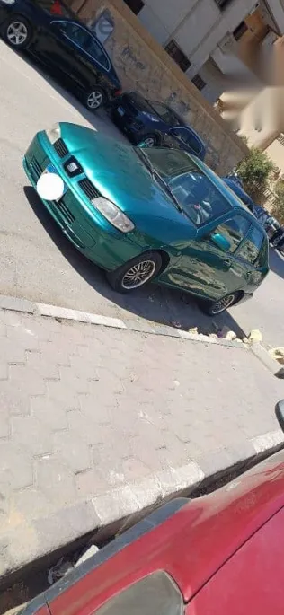 سيات كوردوبا 2001 أخضر مستعملة للبيع