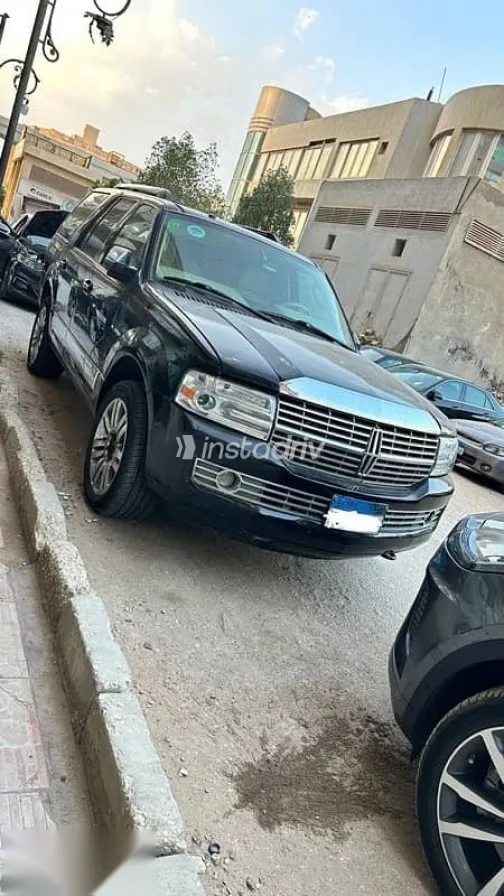 لينكولن نافيجاتور 2007 أسود مستعملة للبيع - 1