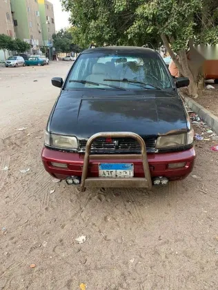 هيونداي سانتامو 2001 أسود مستعملة للبيع