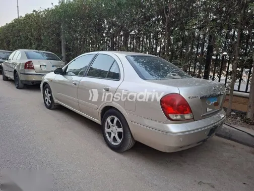 Nissan Sunny 2009 Gold Used for Sale - 4