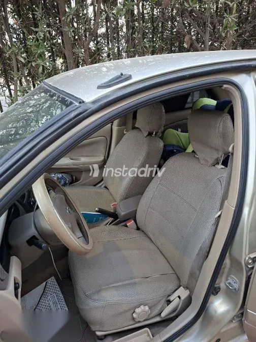Nissan Sunny 2009 Gold Used for Sale - 7