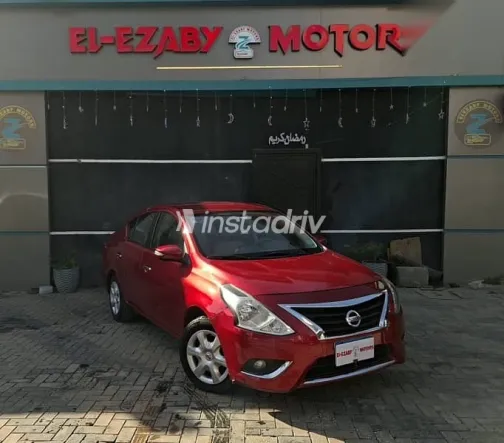 نيسان صنى 2019 أحمر مستعملة للبيع - 4