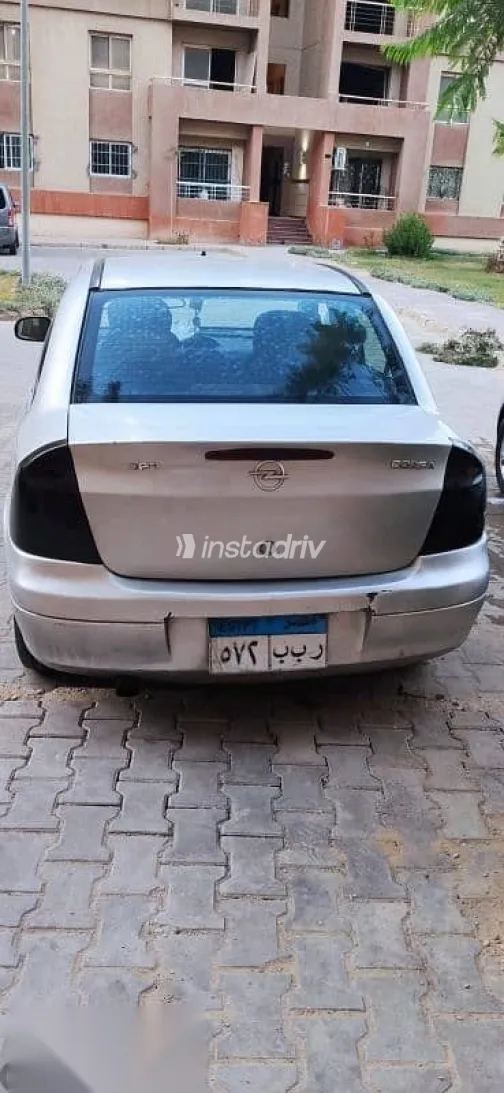 اوبل كورسا 2005 فضي مستعملة للبيع - 2