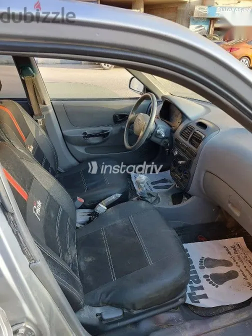 هيونداي فيرنا 2014 فضي مستعملة للبيع - 7