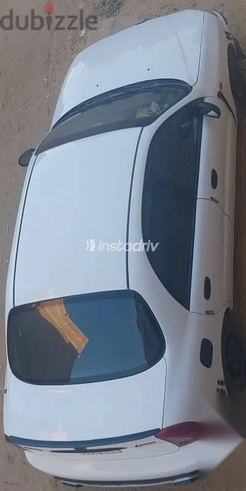 دايو لانوس 2000 أبيض مستعملة للبيع - 3