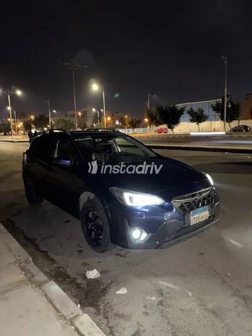 سوبارو XV 2022 أزرق غامق مستعملة للبيع - 1