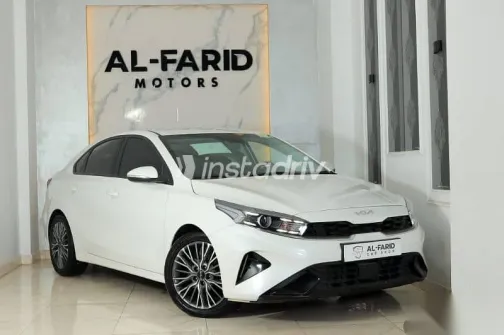 Kia Cerato 2022 White Used for Sale - 2