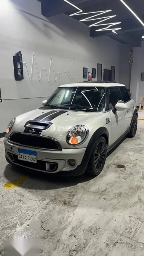 مينى كوبر 2012 فضي مستعملة للبيع - 1