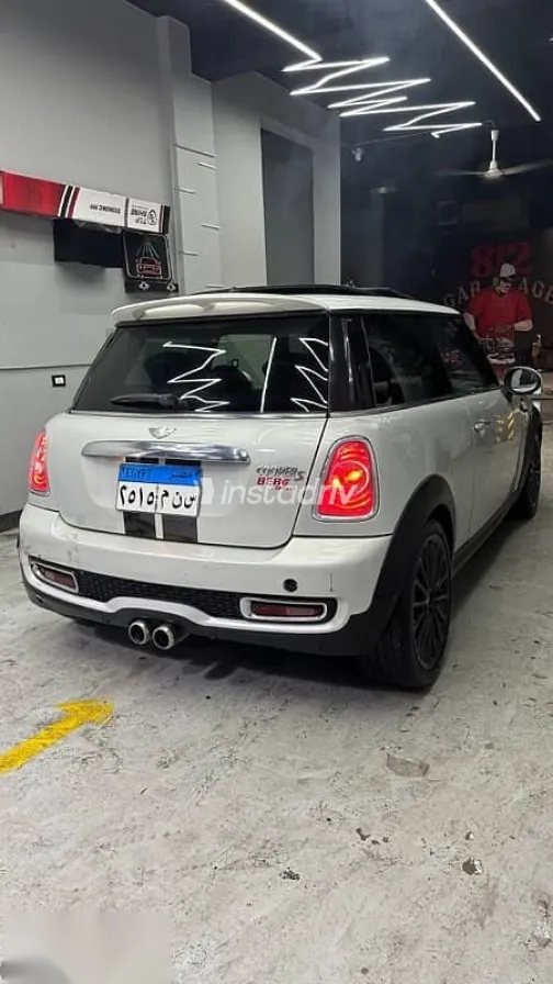 مينى كوبر 2012 فضي مستعملة للبيع - 4