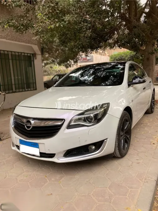 اوبل أنسيجنيا 2017 أبيض مستعملة للبيع - 2