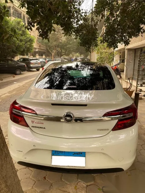 اوبل أنسيجنيا 2017 أبيض مستعملة للبيع - 7