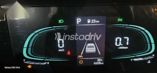 هيونداي إلنترا 2025 أبيض مستعملة للبيع - 8