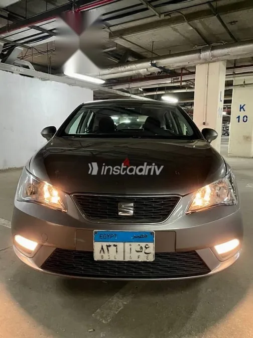 Seat Ibiza 2015 Gray Used for Sale - 4