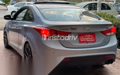 هيونداي إلنترا 2013 أزرق غامق مستعملة للبيع - 6