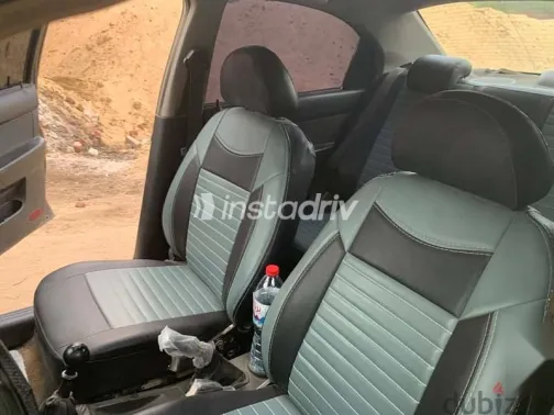 شيفروليه افيو 2008 أسود مستعملة للبيع - 2