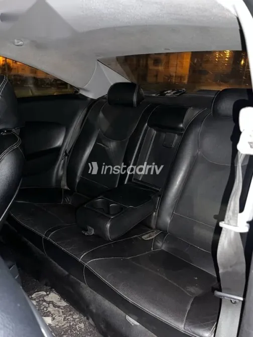 هيونداي إلنترا 2013 فضي مستعملة للبيع - 5