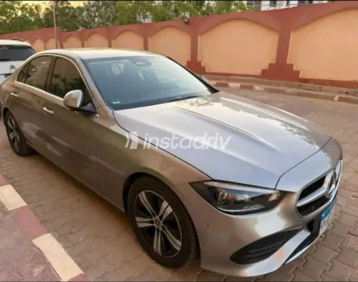 مرسيدس C 180 2023 أبيض مستعملة للبيع - 3