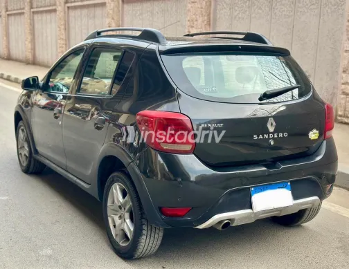 Renault Sandero Step Way 2019 White Used for Sale - 3