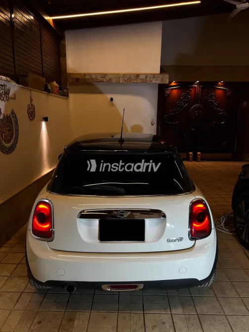 مينى كوبر 2019 أبيض مستعملة للبيع - 3