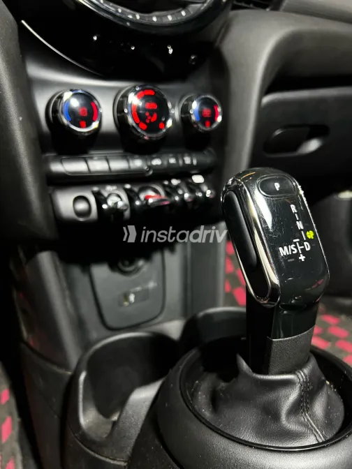 مينى كوبر 2019 أبيض مستعملة للبيع - 7