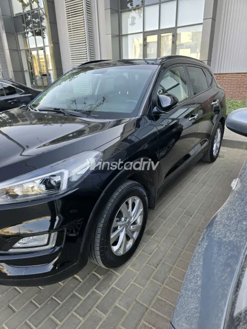 هيونداي توسان 2019 أبيض مستعملة للبيع - 4