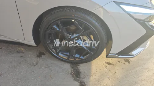 هيونداي إلنترا سى ان 7 2024 أبيض مستعملة للبيع - 9