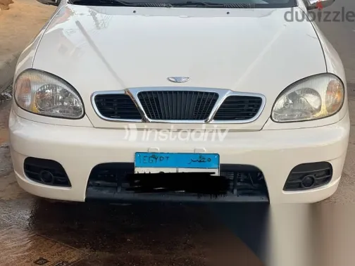 شيفروليه لانوس 2009 أبيض مستعملة للبيع - 3