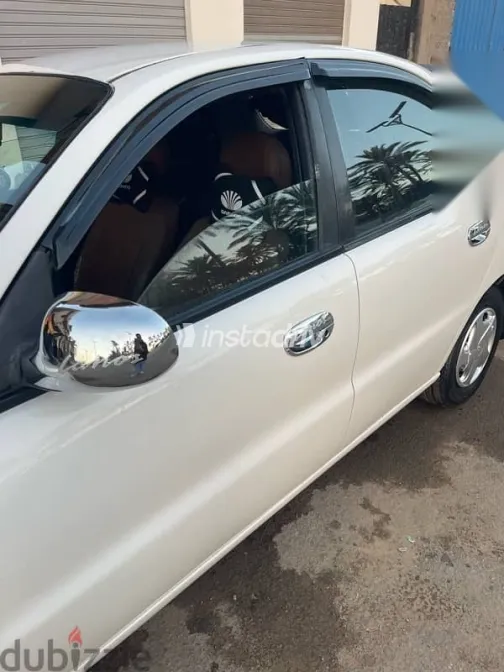 شيفروليه لانوس 2009 أبيض مستعملة للبيع - 9